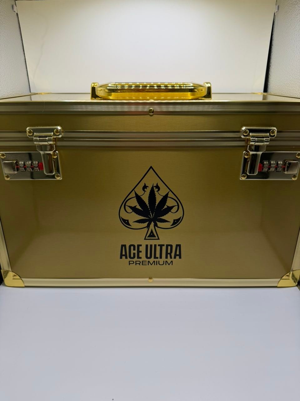 ace ultra premium dual disposable